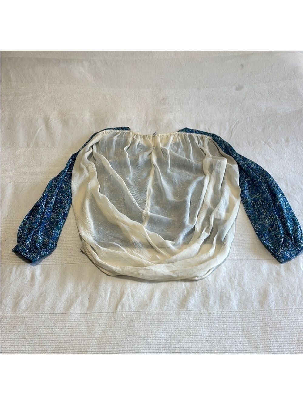 Winter Kate Blue and Cream Silk Gauze Back Blouse Size Small - Picture 2 of 7